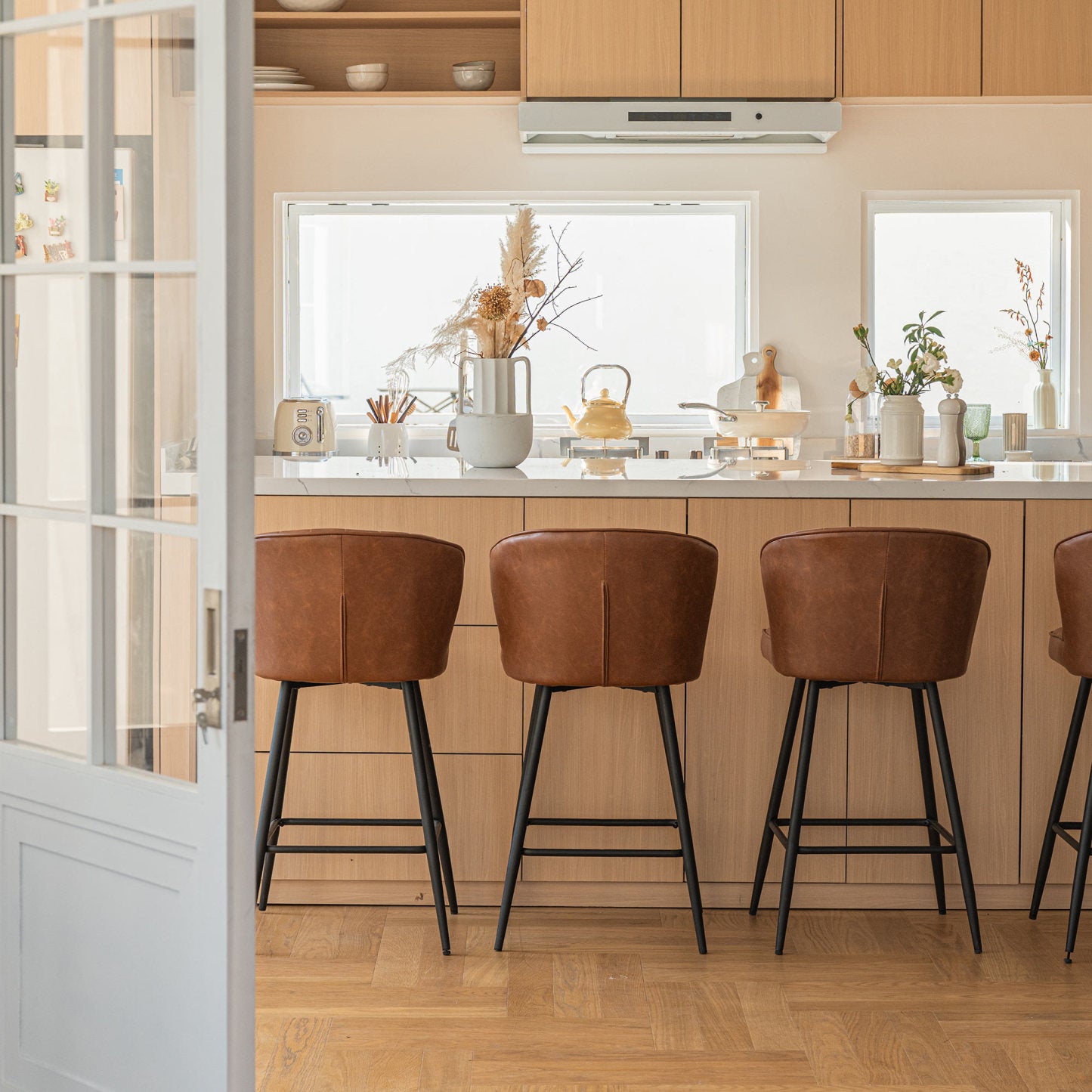 Cameo Counter and Bar Stools (set of 2)