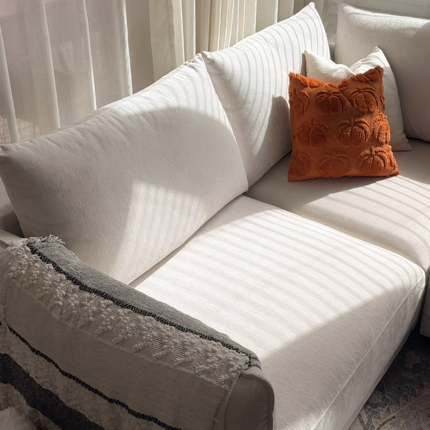 Leen Sectional Sofa - Modern White Sofa
