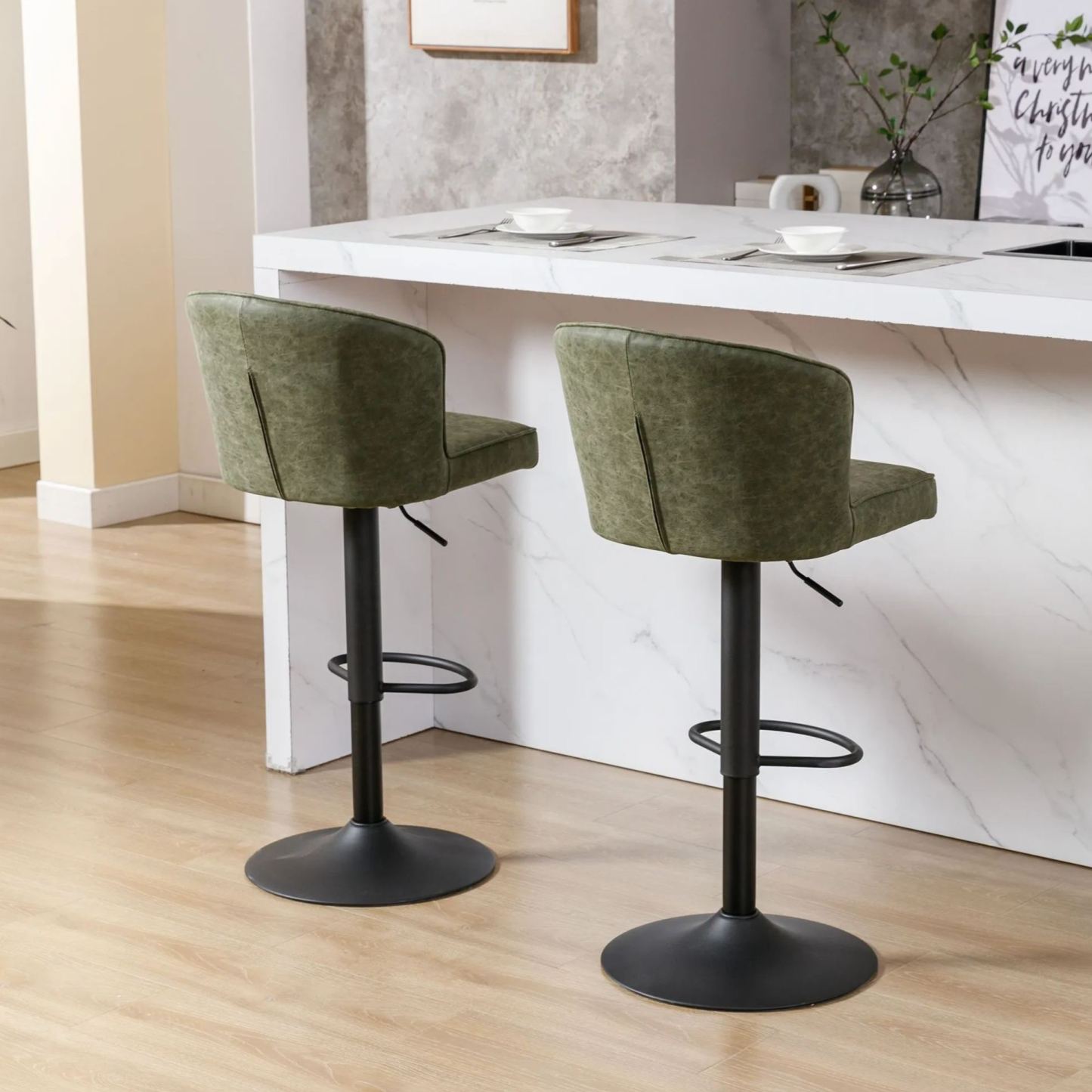 Cameo Counter and Bar Stools (set of 2)